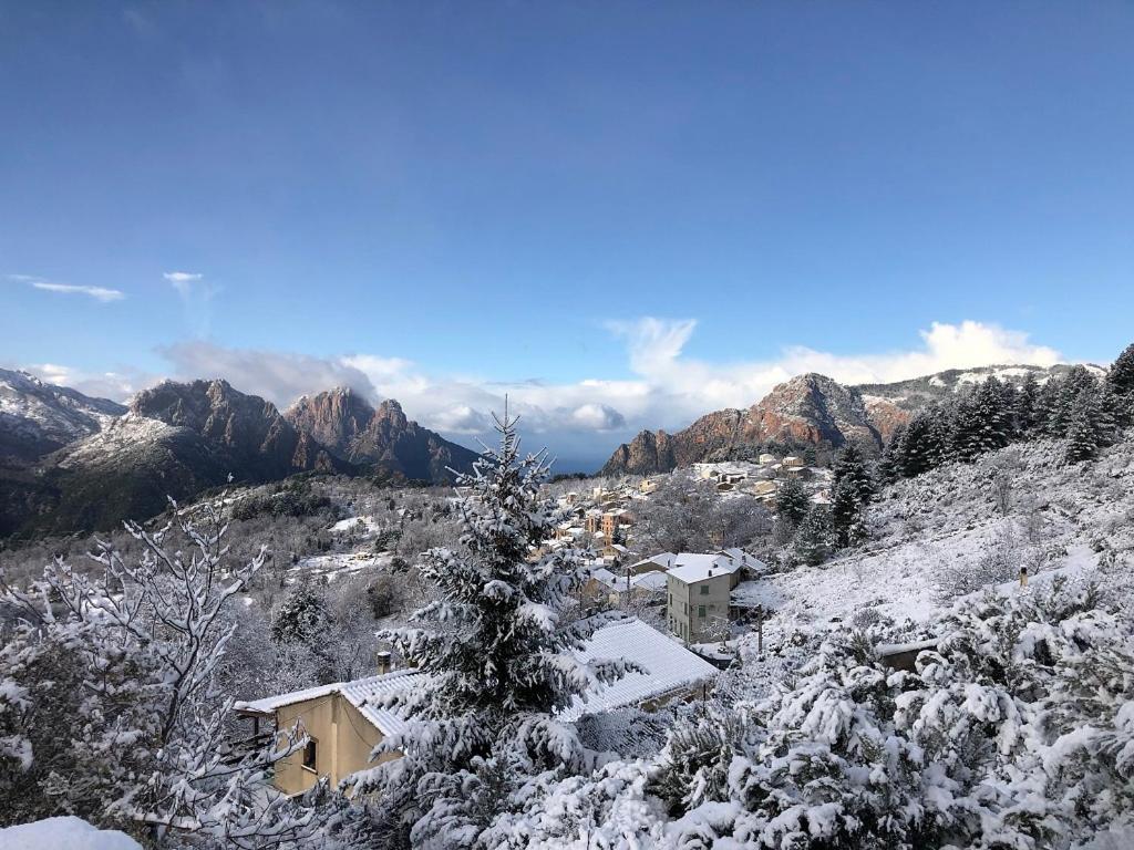 Hotel - Gites "U Pozzu" Evisa Dış mekan fotoğraf