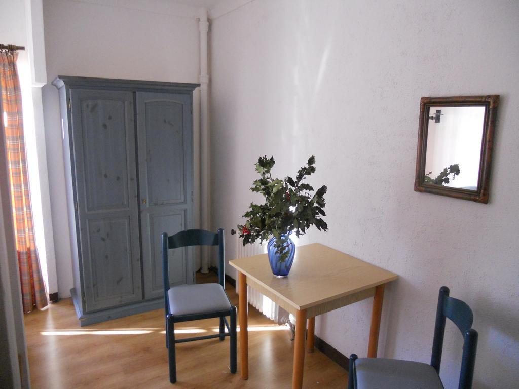 Hotel - Gites "U Pozzu" Evisa Oda fotoğraf